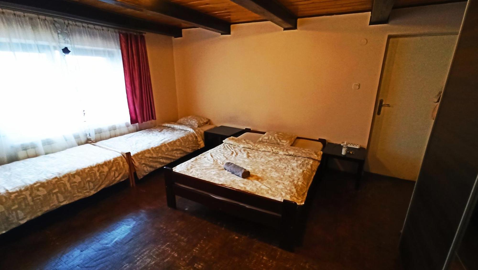 Hostel Komfort Borek Cracovia Habitación foto